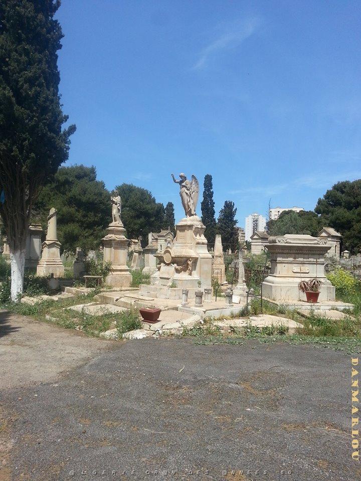 ORAN CIMETIERE DE THAMASHOUET (2).jpg
